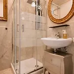 Madame Sofia Exclusive Collection Spanish Steps - Apartment-suites شقة *
